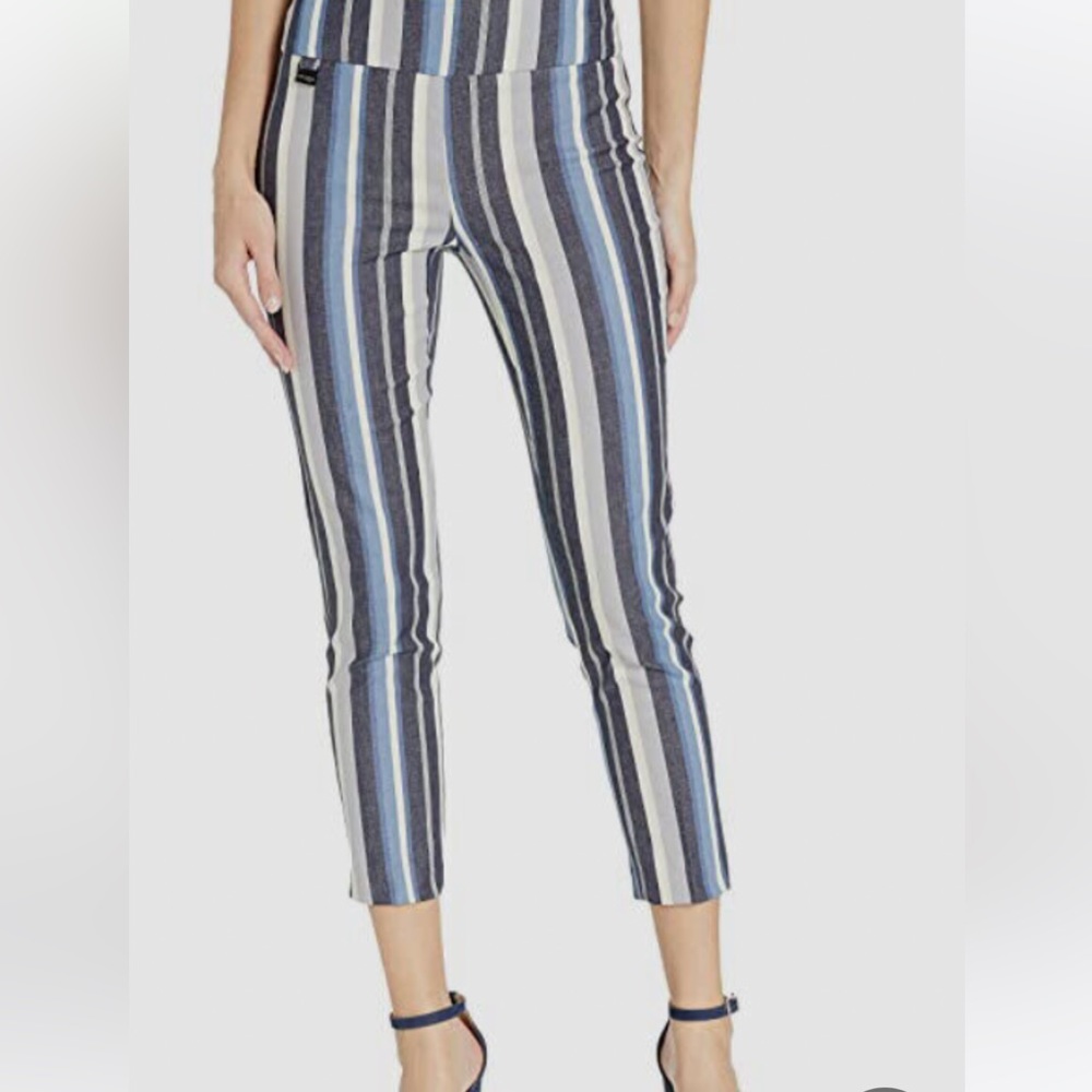 Lisette L Stripped Thinny cropped pant 🌟Host Pick🌟